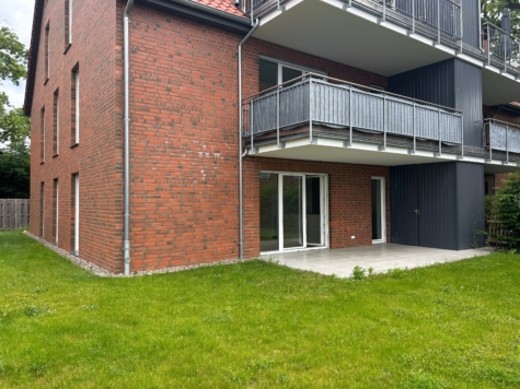 Gehobene Erdgeschoss Eigentumswohnung mit Garten in Burgwedel, 30938 Burgwedel, Erdgeschosswohnung