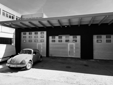 2 Werkstätten mit Rolltoren-ein perfekter Stellplatz für Ihre Lieblingsfahrzeuge, 71736 Schwieberdingen, Halle/Lager/Produktion