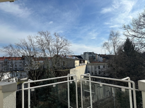 2 Zimmer Maisonette-Wohnung mit Balkon und Blick über Hannover in der List, 30161 Hannover, Dachgeschosswohnung