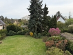 Traumhafter Garten in Isernhagen Süd - Traumhafte Lage in Isernhagen Süd-Doppelhaus mit großzügigem Garten und Garage