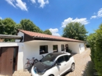 Einfamilienhaus in Isernhagen KB - (KI generiert) - Liebevolles Einfamilienhaus mit großem Grundstück in sehr ruhiger Lage Isernhagen K.B.